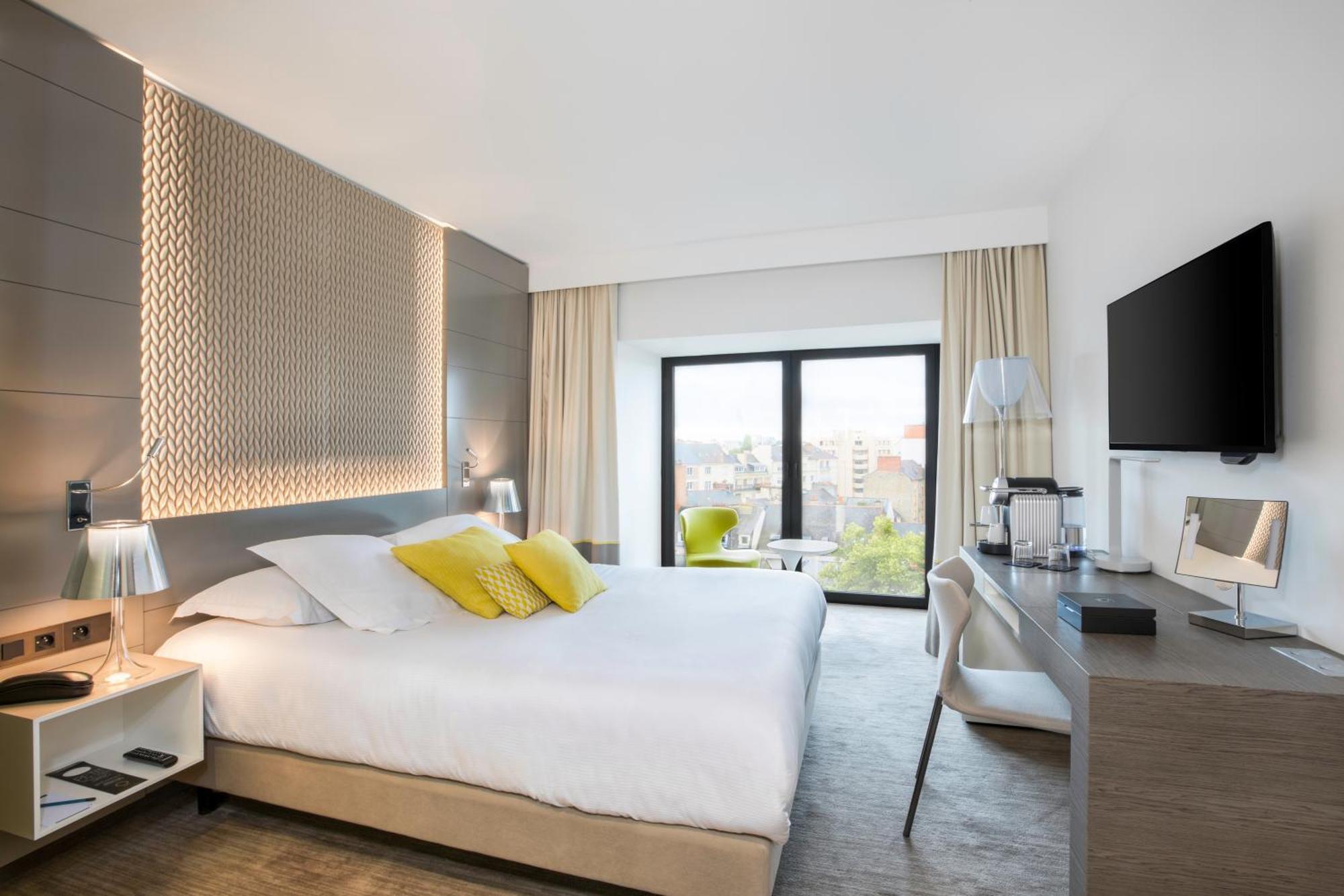 BW Premier Collection Le Saint Antoine Hotel Et Spa Rennes Exterior foto
